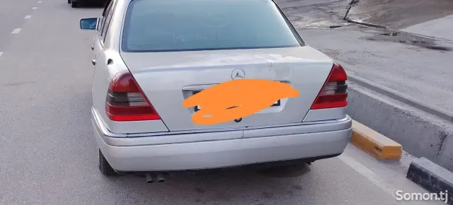 Mercedes-Benz C class 1995 · 1.8 MT