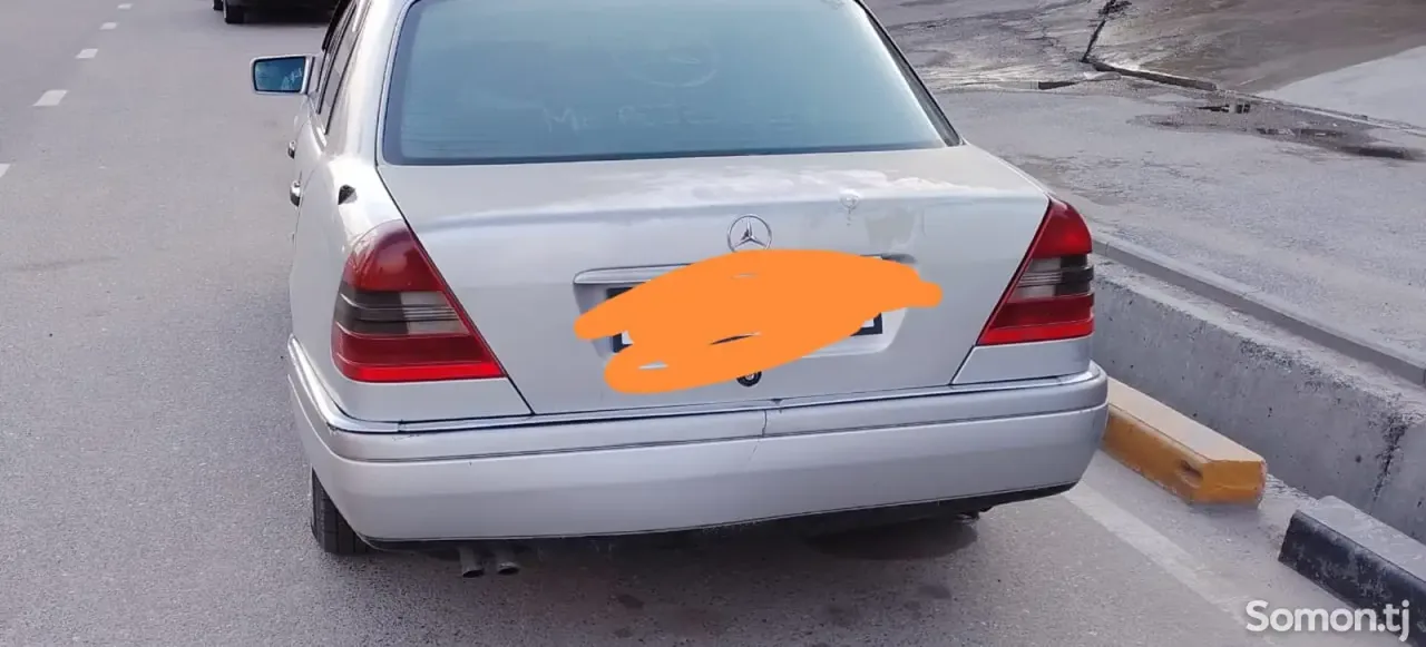 Mercedes-Benz C class 1995 · 1.8 MT