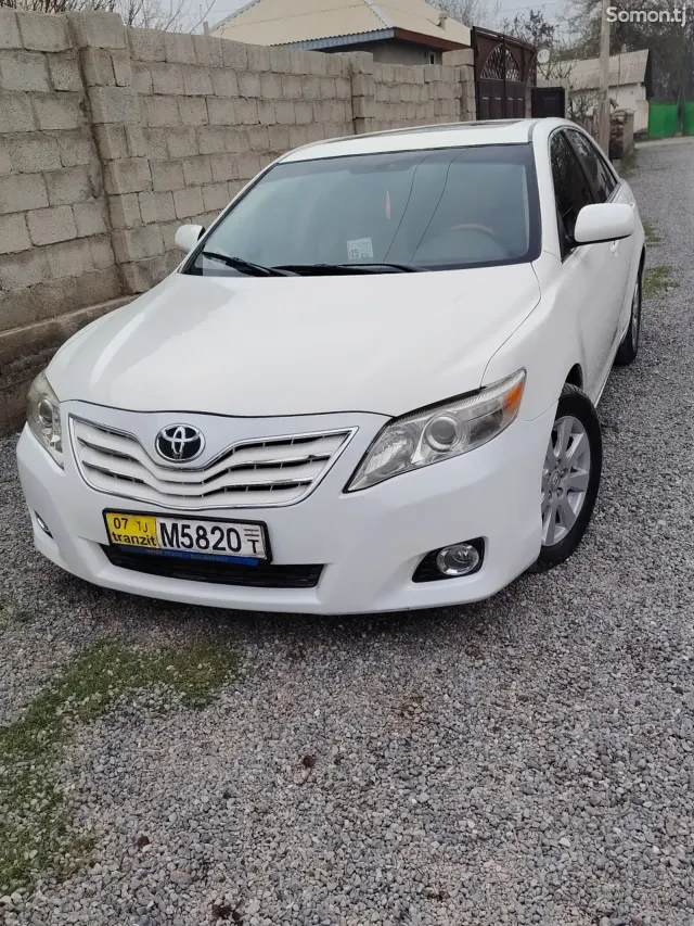 Toyota Camry 2009 · 2.4 AT