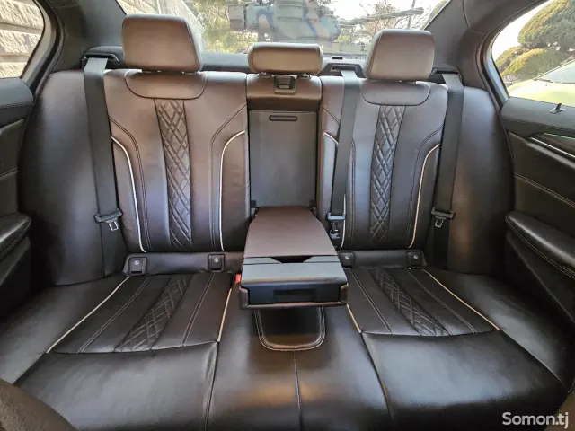 BMW 5 series 2017 · 2.0 AT