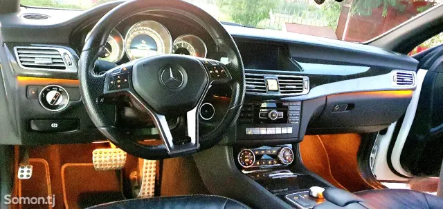 Mercedes-Benz CLS class 2015 · 3.5 AT
