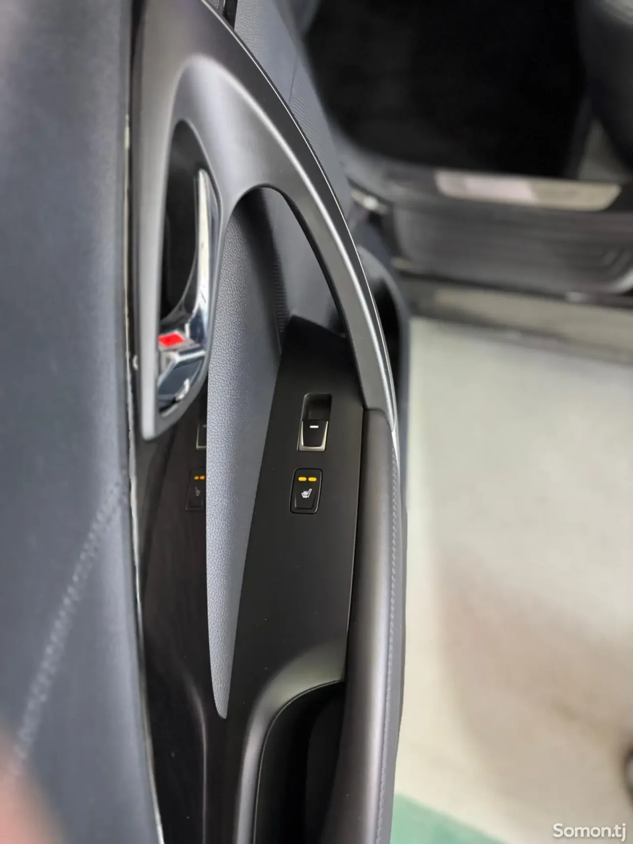 Hyundai Grandeur 2015 · 2.4 AT