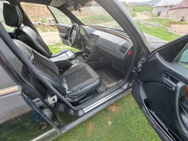 Mercedes-Benz C class 1998 · 2.8 AT
