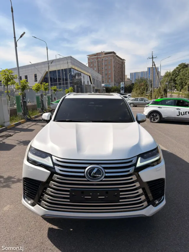 Lexus LX series 2025 · 3.5 AT
