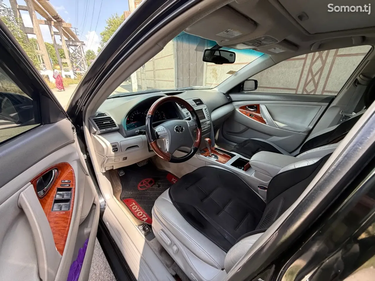 Toyota Camry 2011 · 3.5 AT