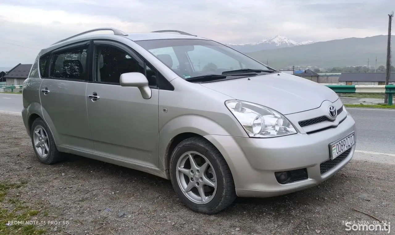 Toyota Corolla Verso 2007 · 1.8 MT