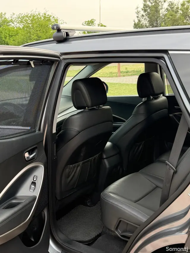 Hyundai Santa Fe 2016 · 2.0 AT