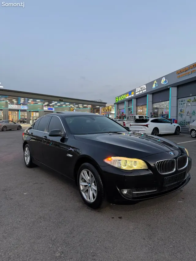 BMW 5 series 2013 · 2.0 AT