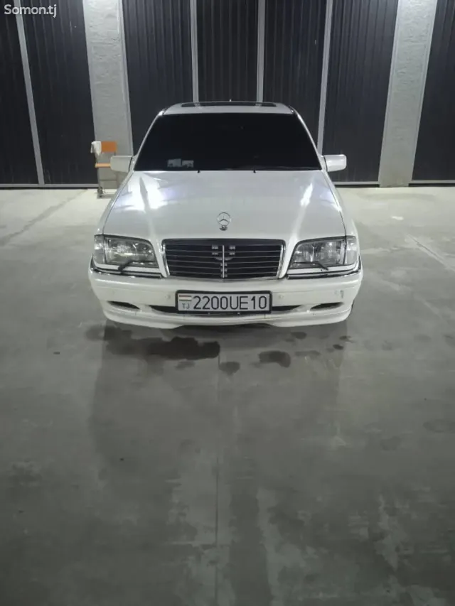 Mercedes-Benz C class 1999 · 1.8 AT