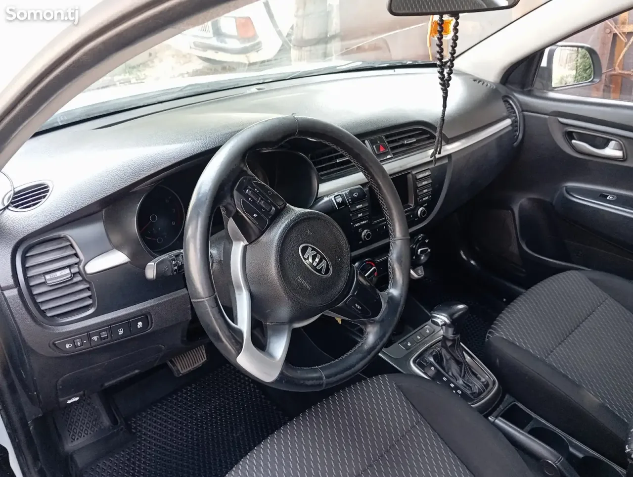 Kia Rio 2018 · 1.6 AT