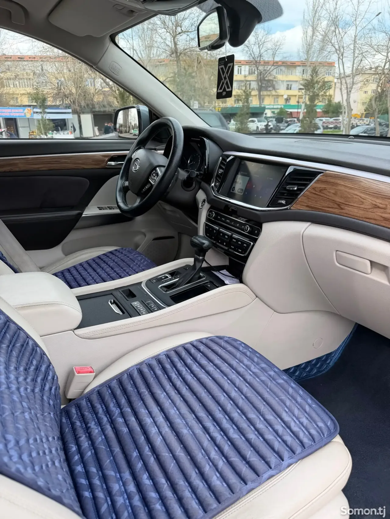 GAC Trumpchi GS8 2017 · 2.0 AT