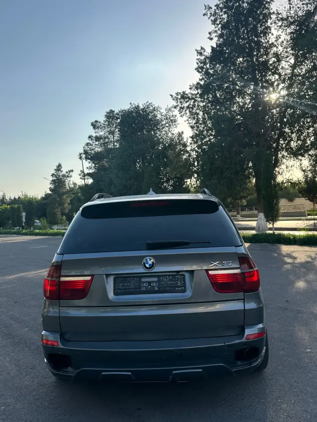 BMW X5 2011 · 3.0 AT