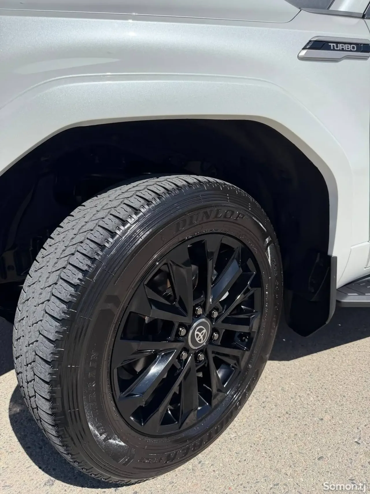 Toyota Land Cruiser Prado 2026 · 2.5 AT