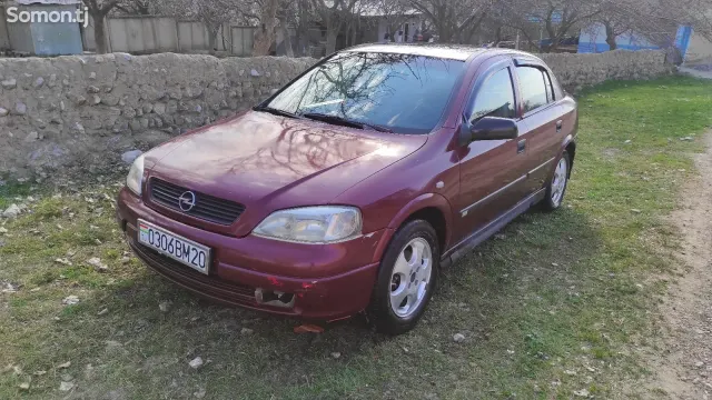 Opel Astra G 1998 · 1.6 MT