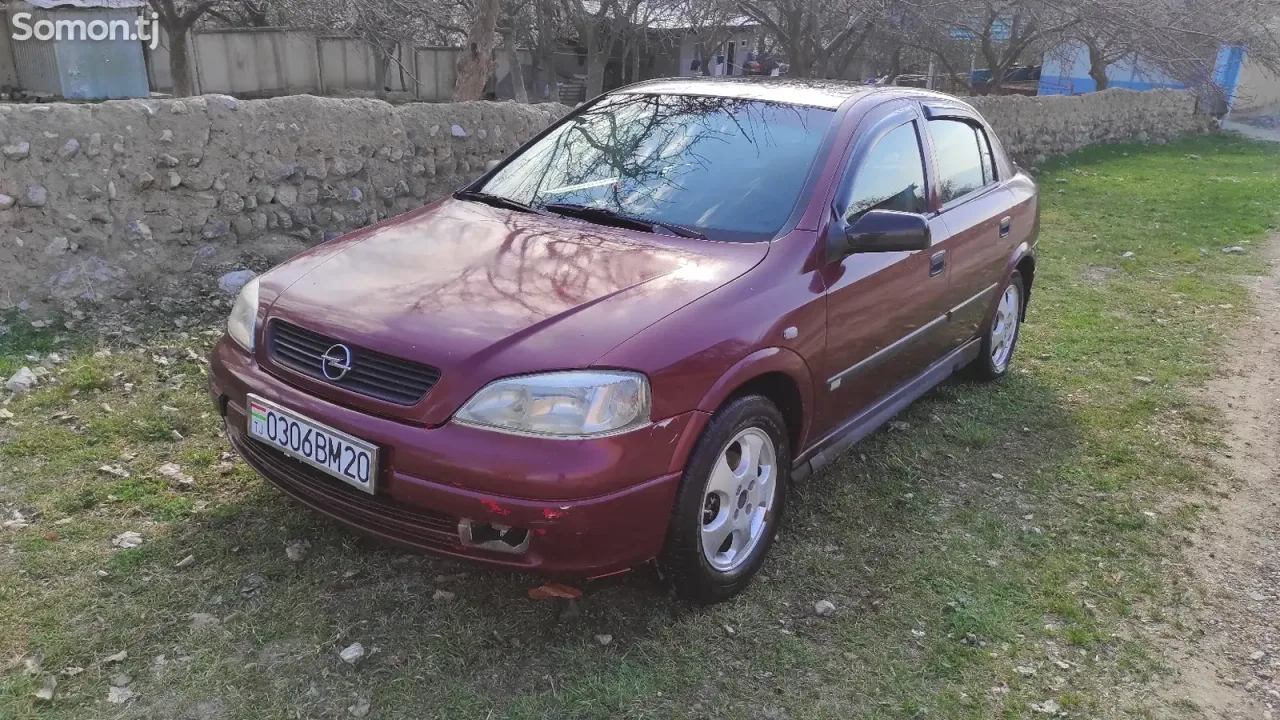 Opel Astra G 1998 · 1.6 MT