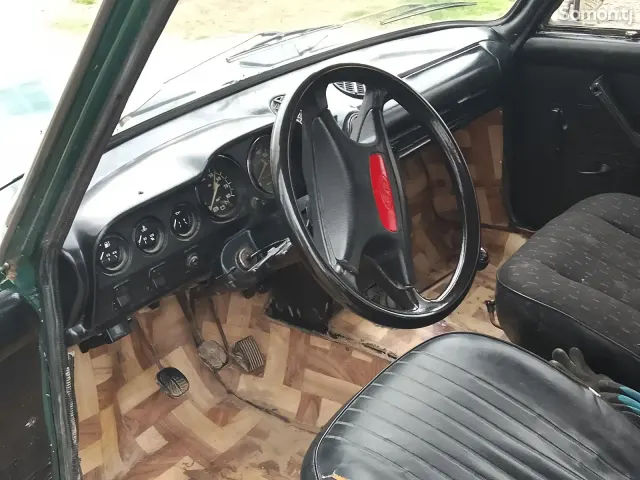 Lada (ВАЗ) 2106 2001 · 1.5 MT