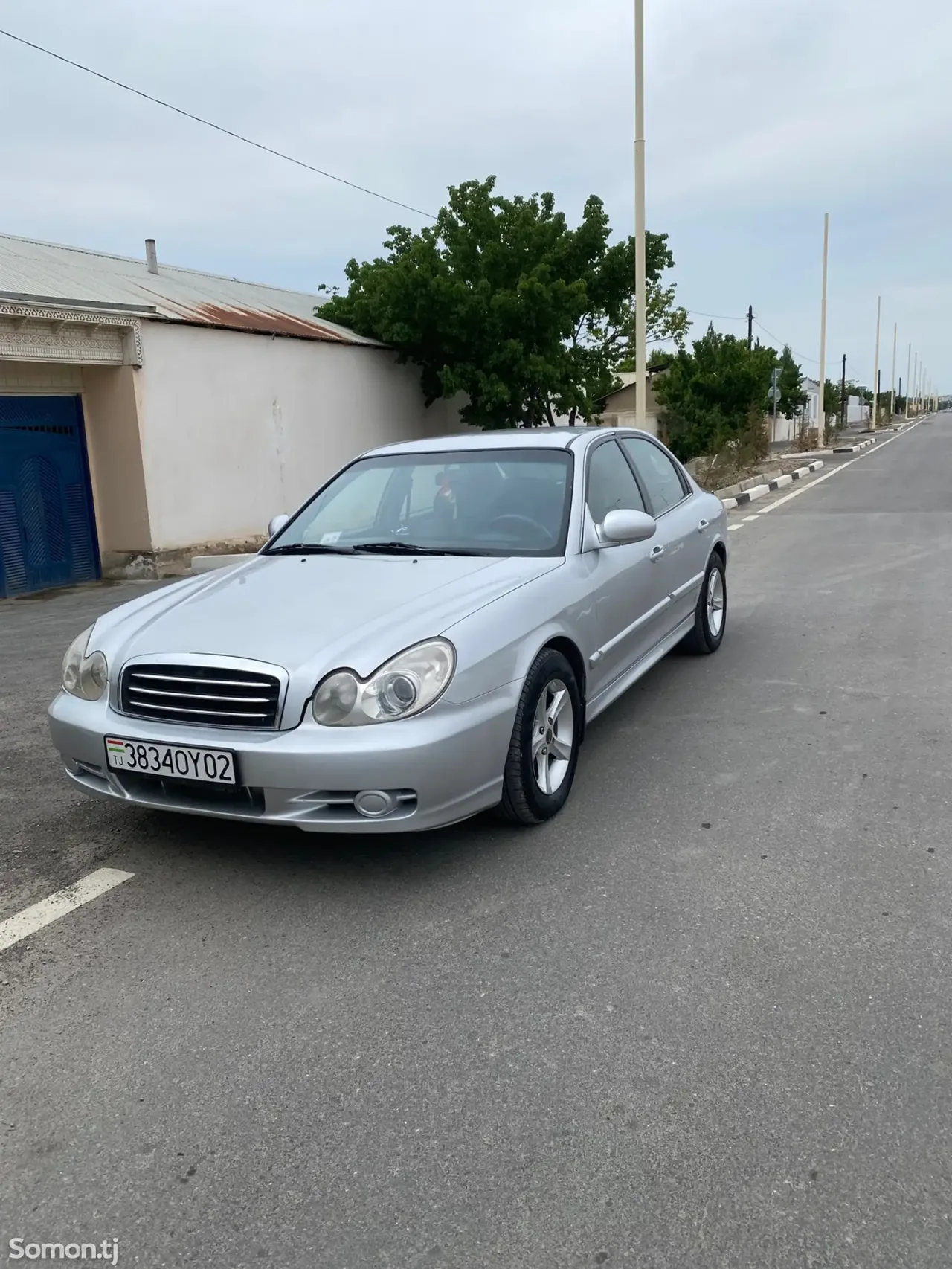 Hyundai Sonata 2002 · 2.0 MT