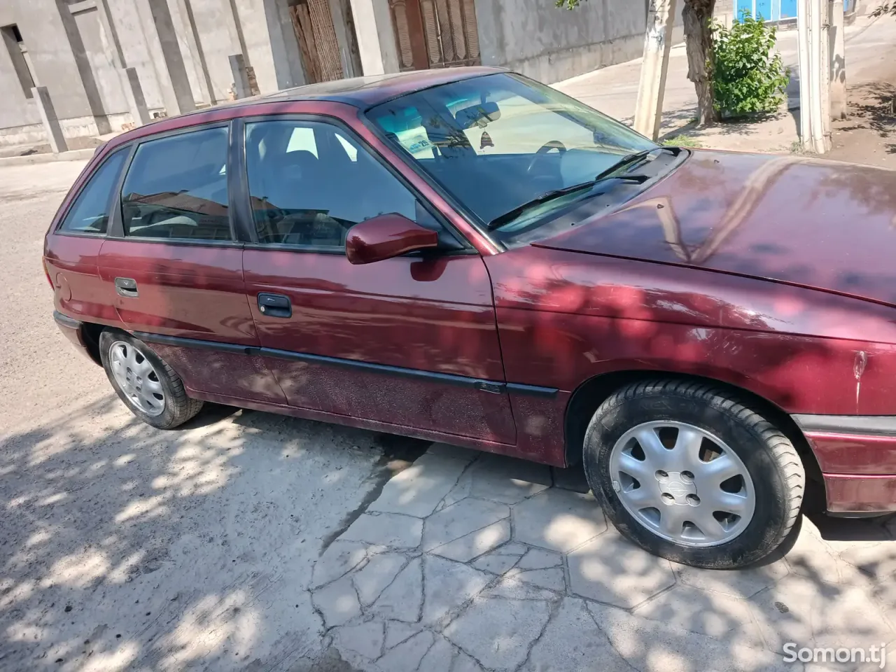 Opel Astra F 1993 · 1.6 MT