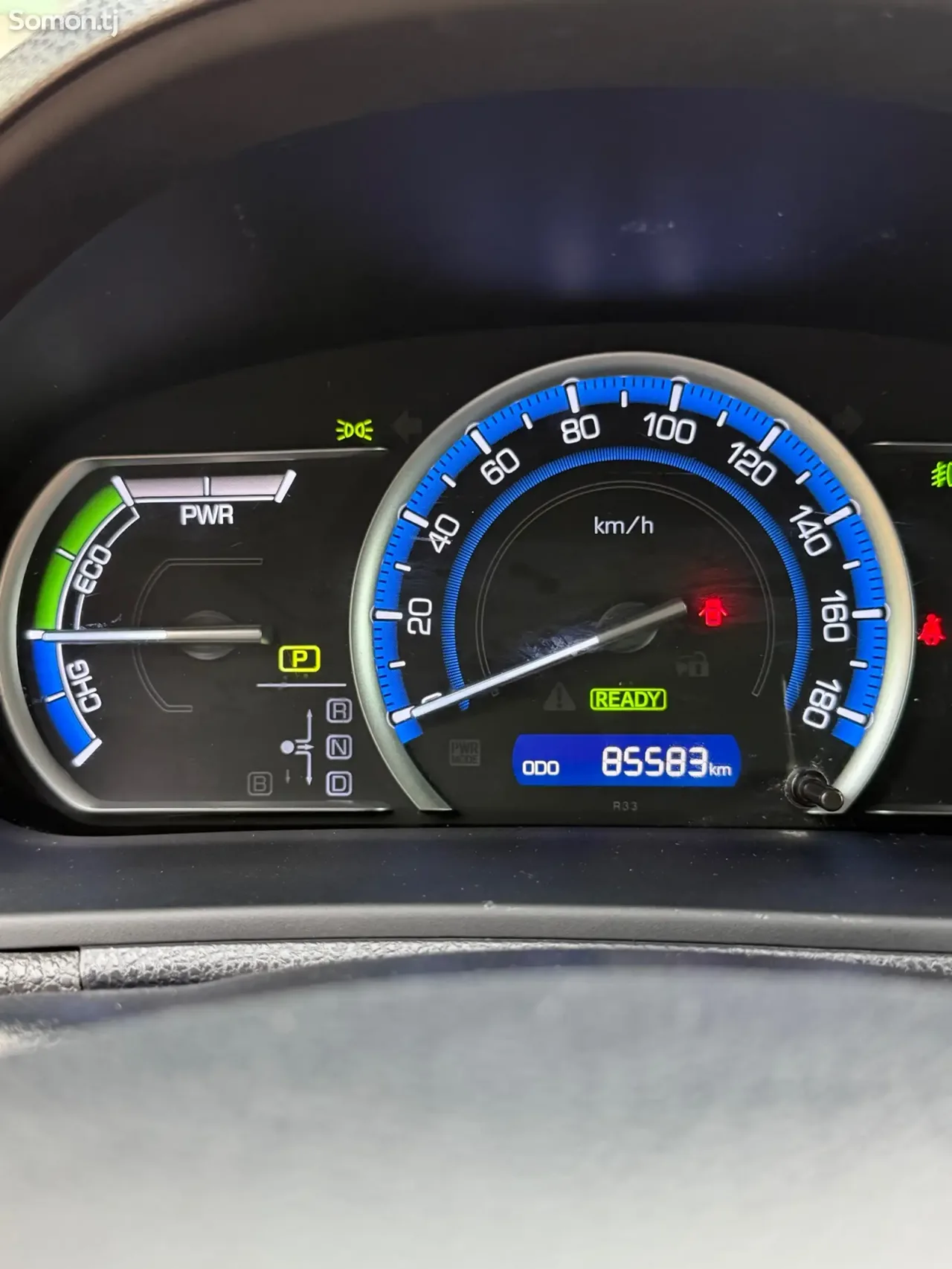 Toyota Voxy 2014 · 2.0 AT