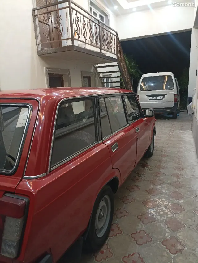 Lada (ВАЗ) 2104 1986 · 1.6 MT