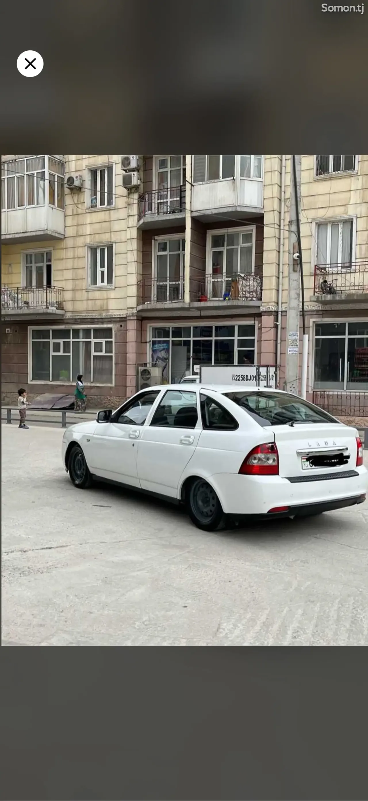Lada (ВАЗ) Priora 2010 · 1.6 MT