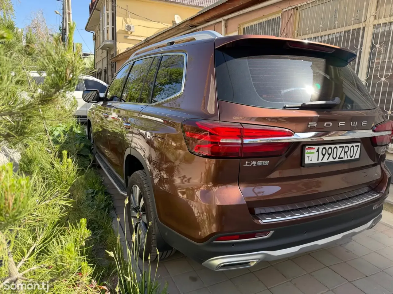 Roewe RX8 2018 · 2.0 AT