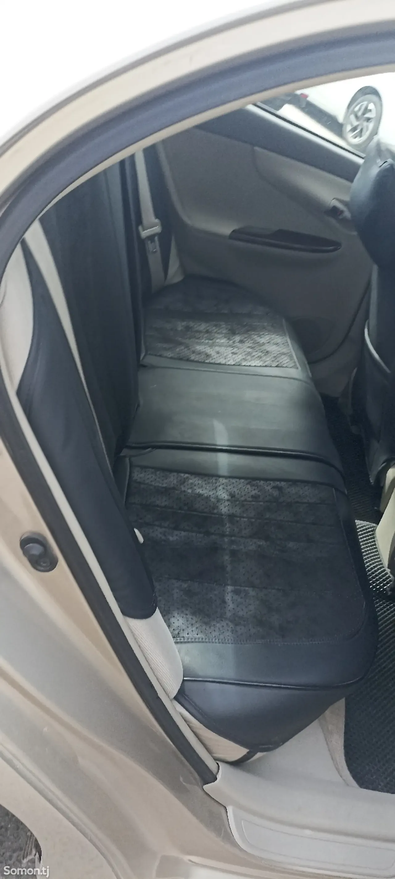 Toyota Axio 2008 · 1.5 AT