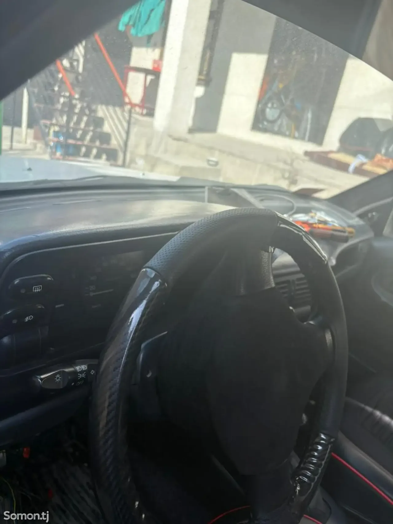 Daewoo Nexia 1996 · 1.6 MT