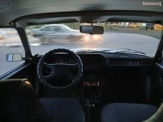 Lada (ВАЗ) 2103 2003 · 0.6 MT