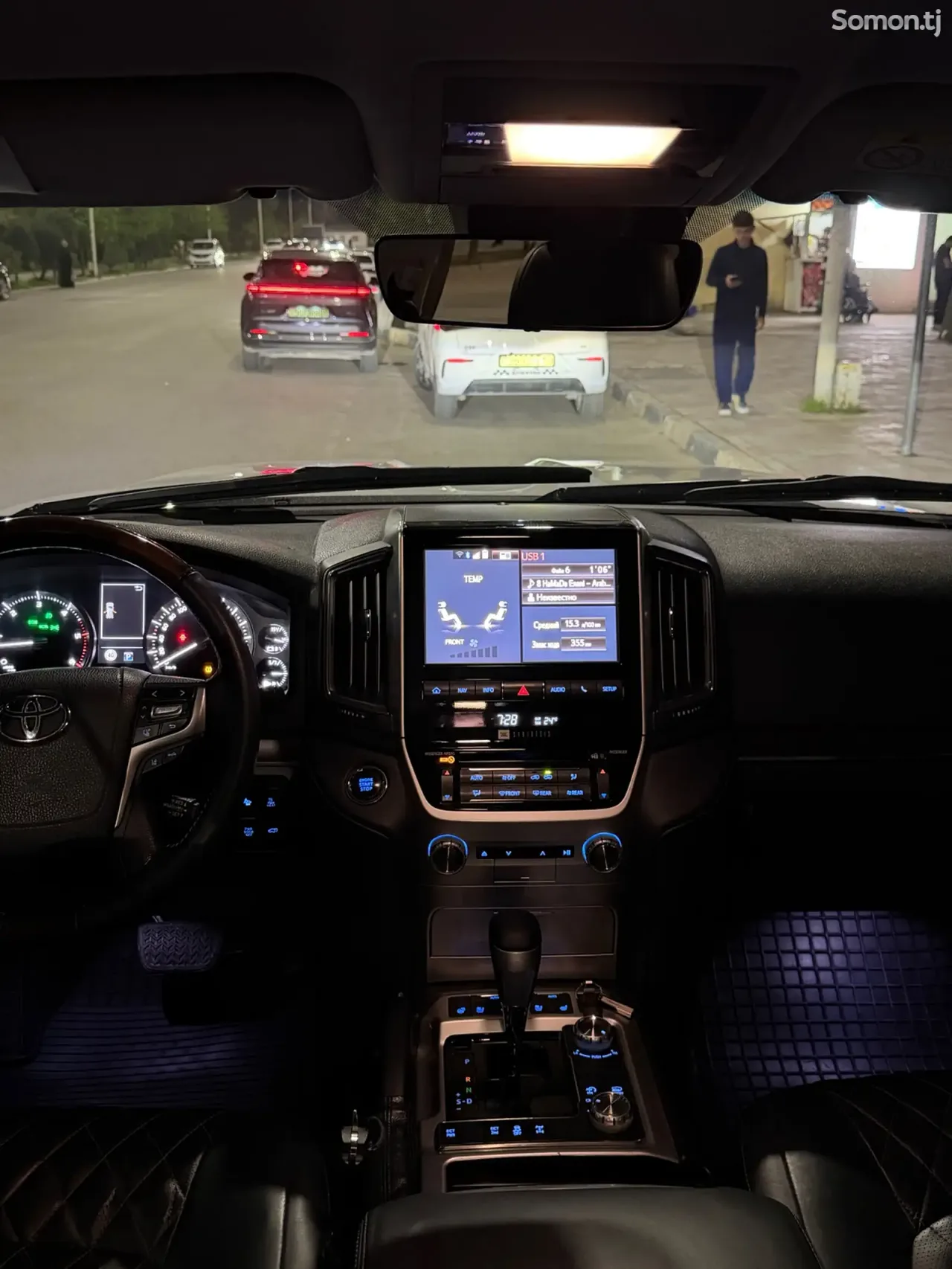 Toyota Land Cruiser 2018 · 4.7 AT