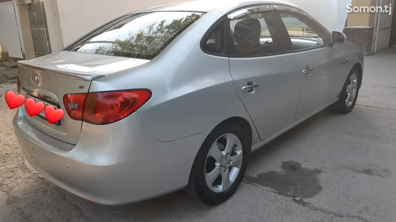 Hyundai Avante 2007 · 1.6 AT