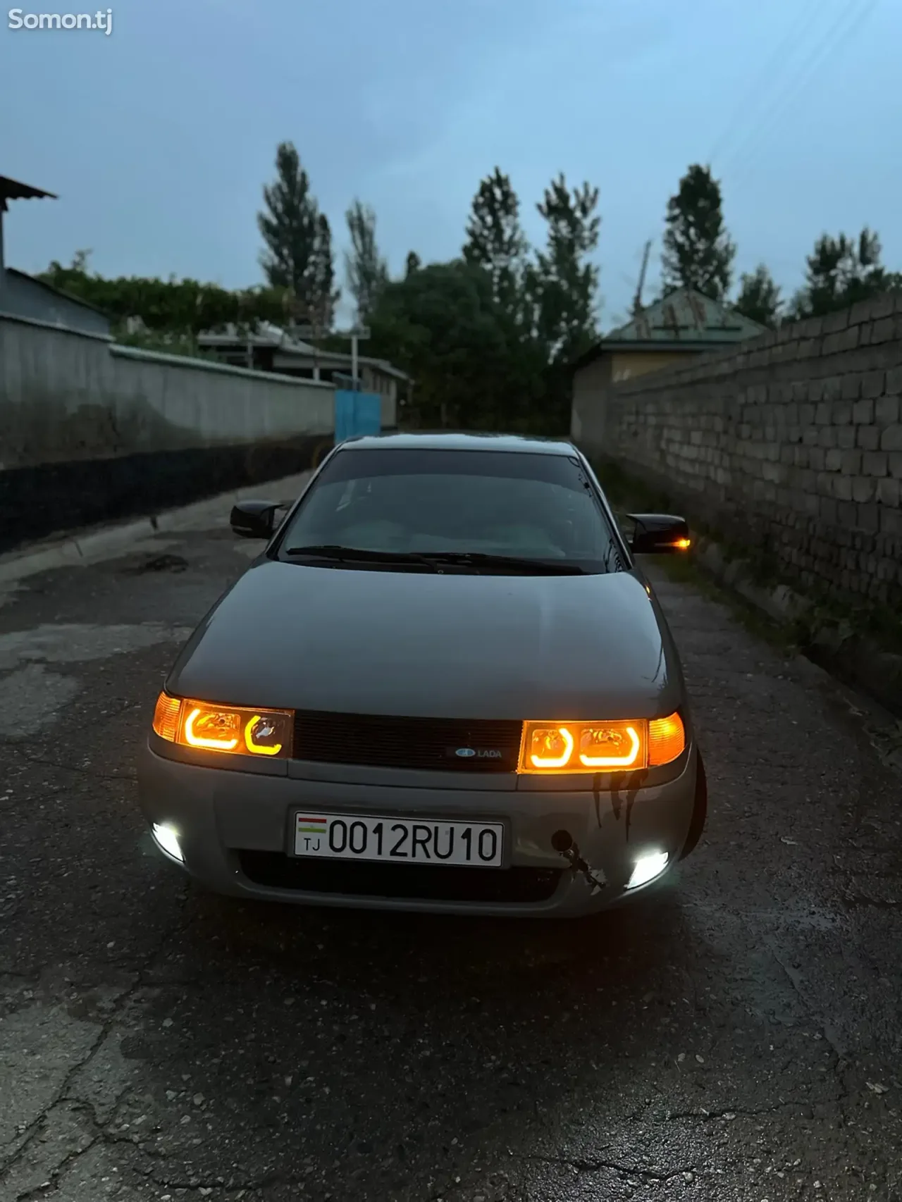 Lada (ВАЗ) 2112 2005 · 1.6 MT