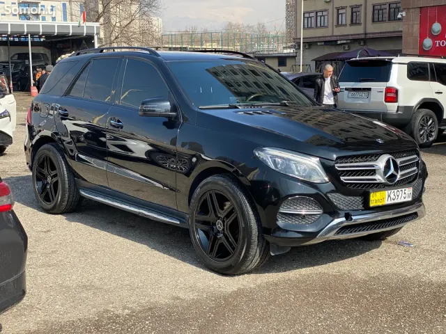 Mercedes-Benz GLE class 2018 · 3.5 AT