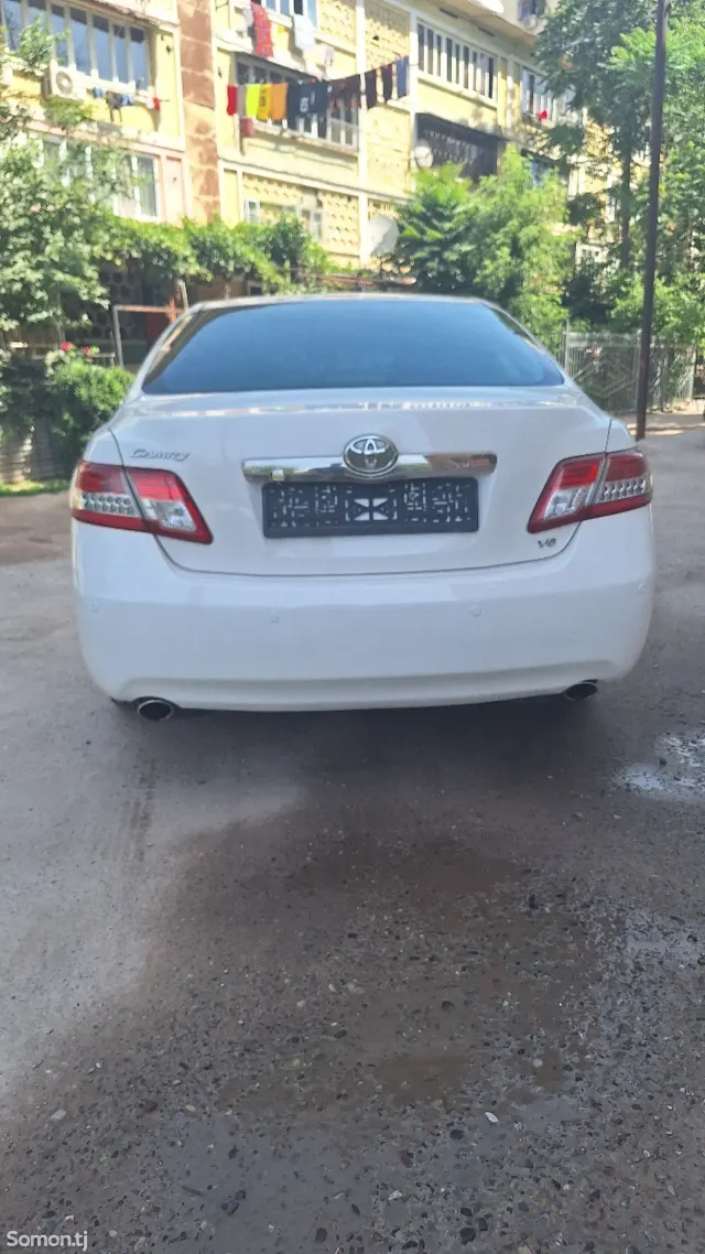 Toyota Camry 2011 · 3.5 AT