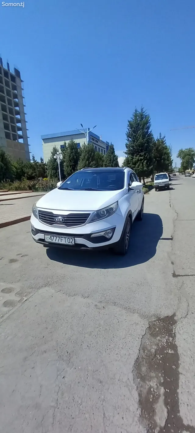 Kia Sportage 2012 · 2.0 AT