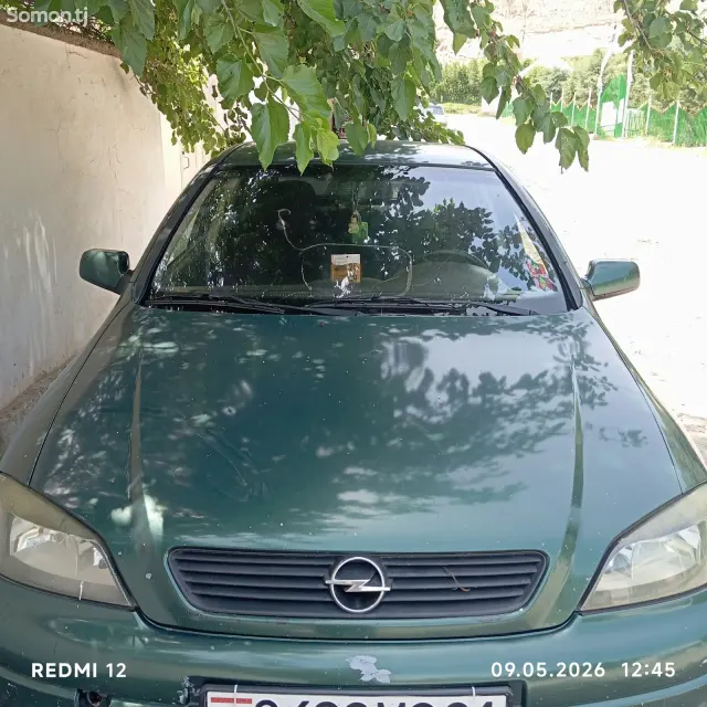 Opel Astra G 2000 · 1.6 MT