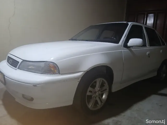 Daewoo Nexia 1995 · 1.6 MT