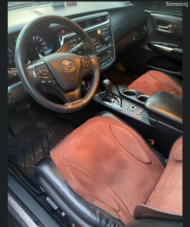 Toyota Avalon 2014 · 2.5 AT