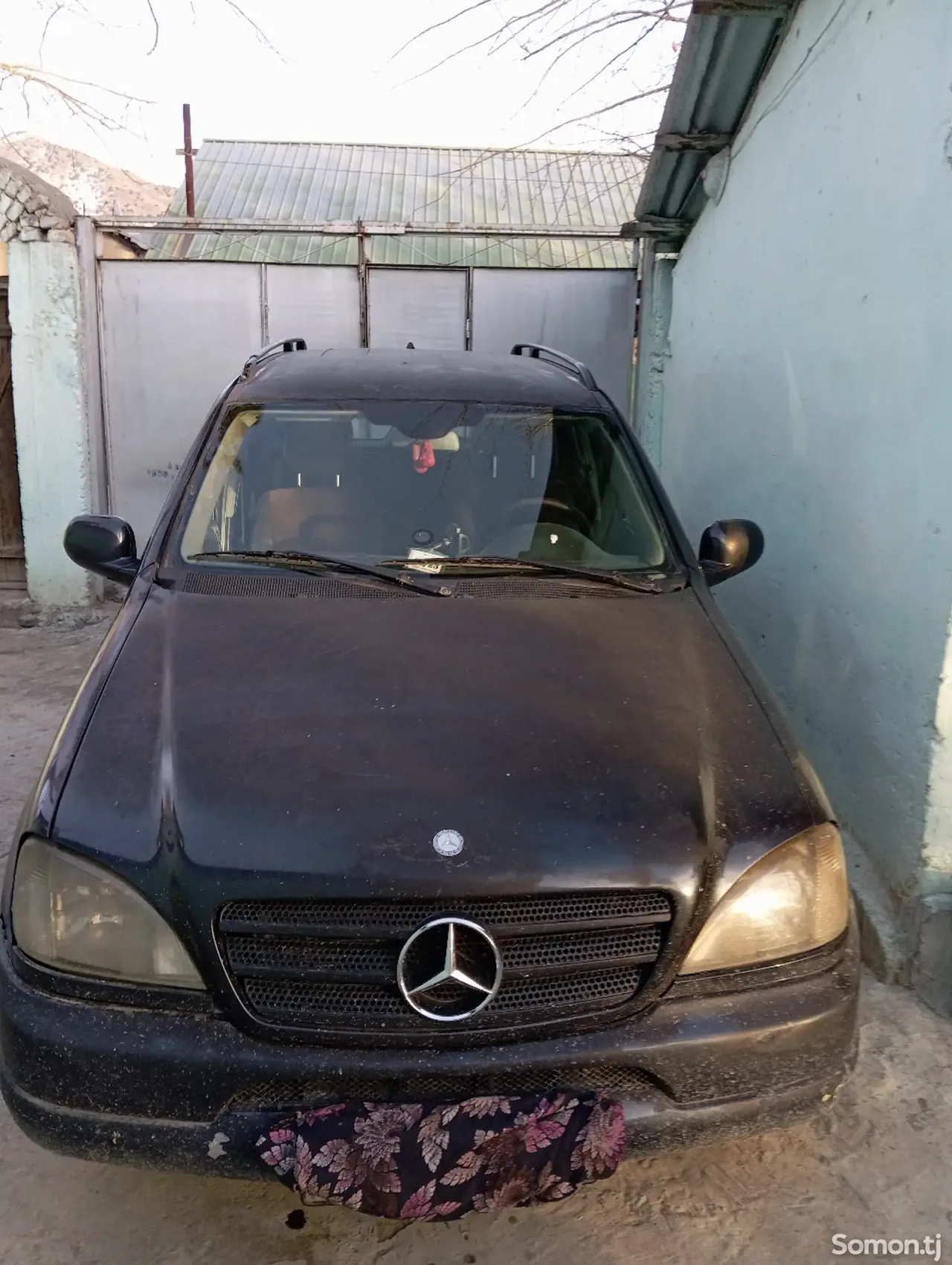 Mercedes-Benz ML class 2000 · 2.5 AT