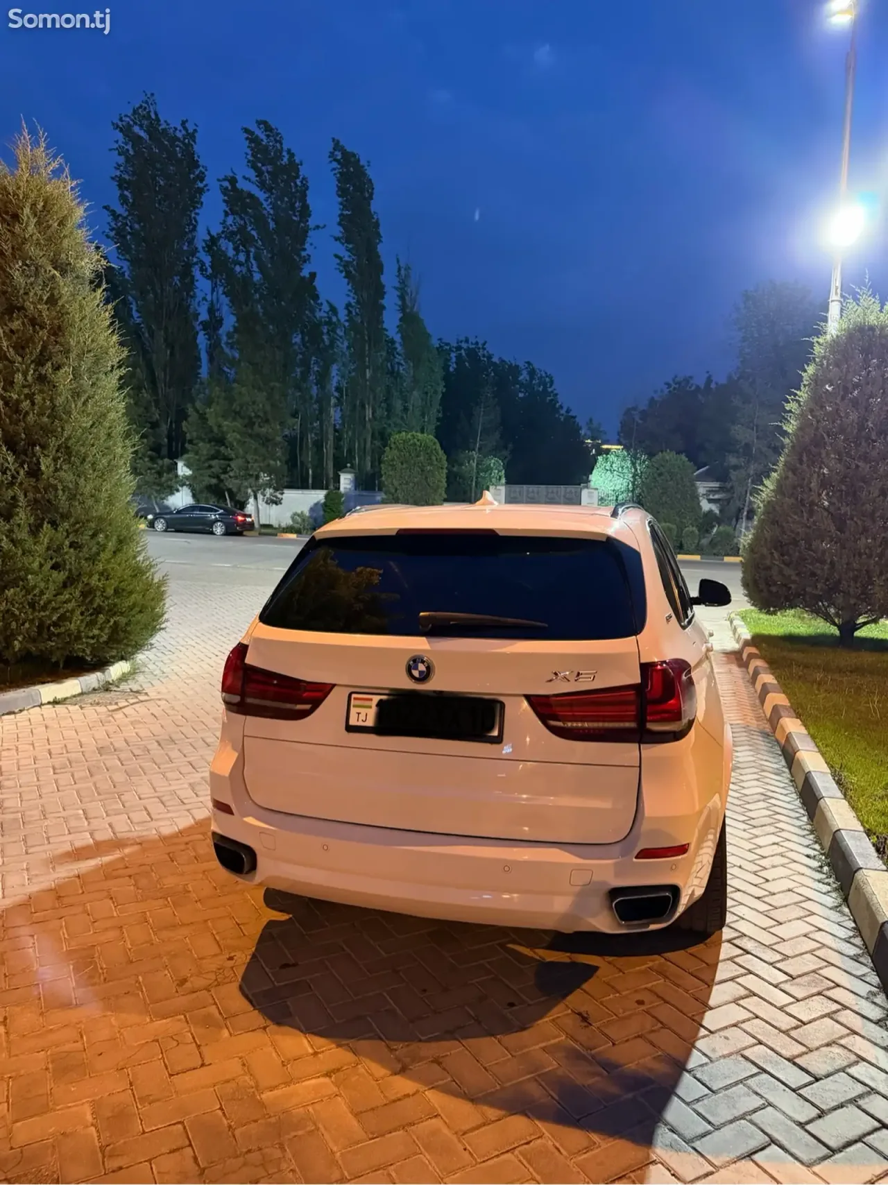 BMW X5 2017 · 2.0 AT
