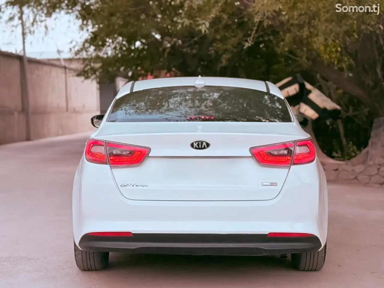 Kia Optima 2015 · 2.4 AT