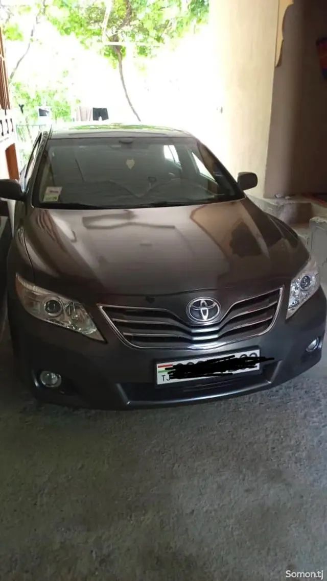 Toyota Camry 2010 · 2.5 AT