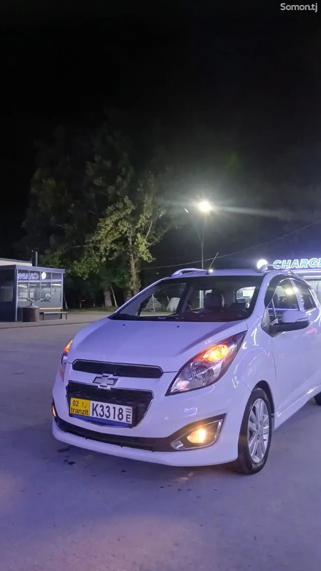 Chevrolet Spark 2015 · 1.2 CVT