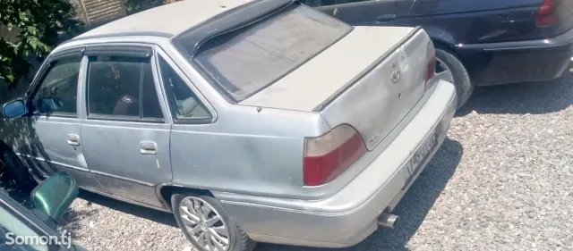 Daewoo Nexia 1996 · 1.6 MT