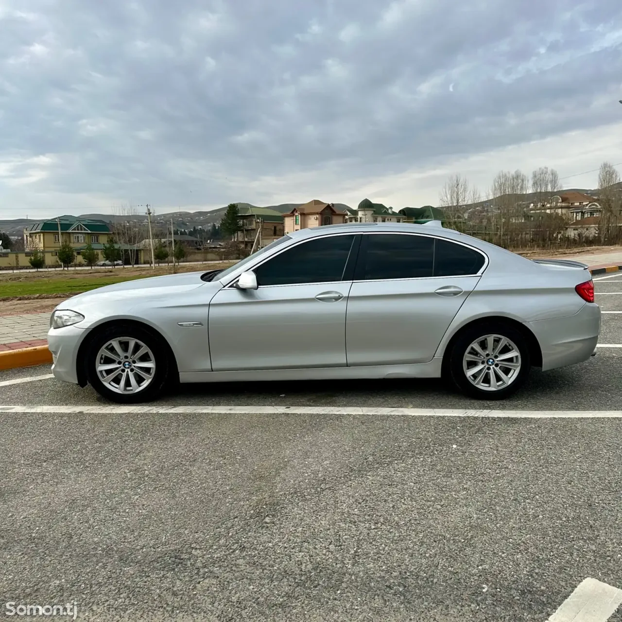 BMW 5 series 2013 · 2.0 AT