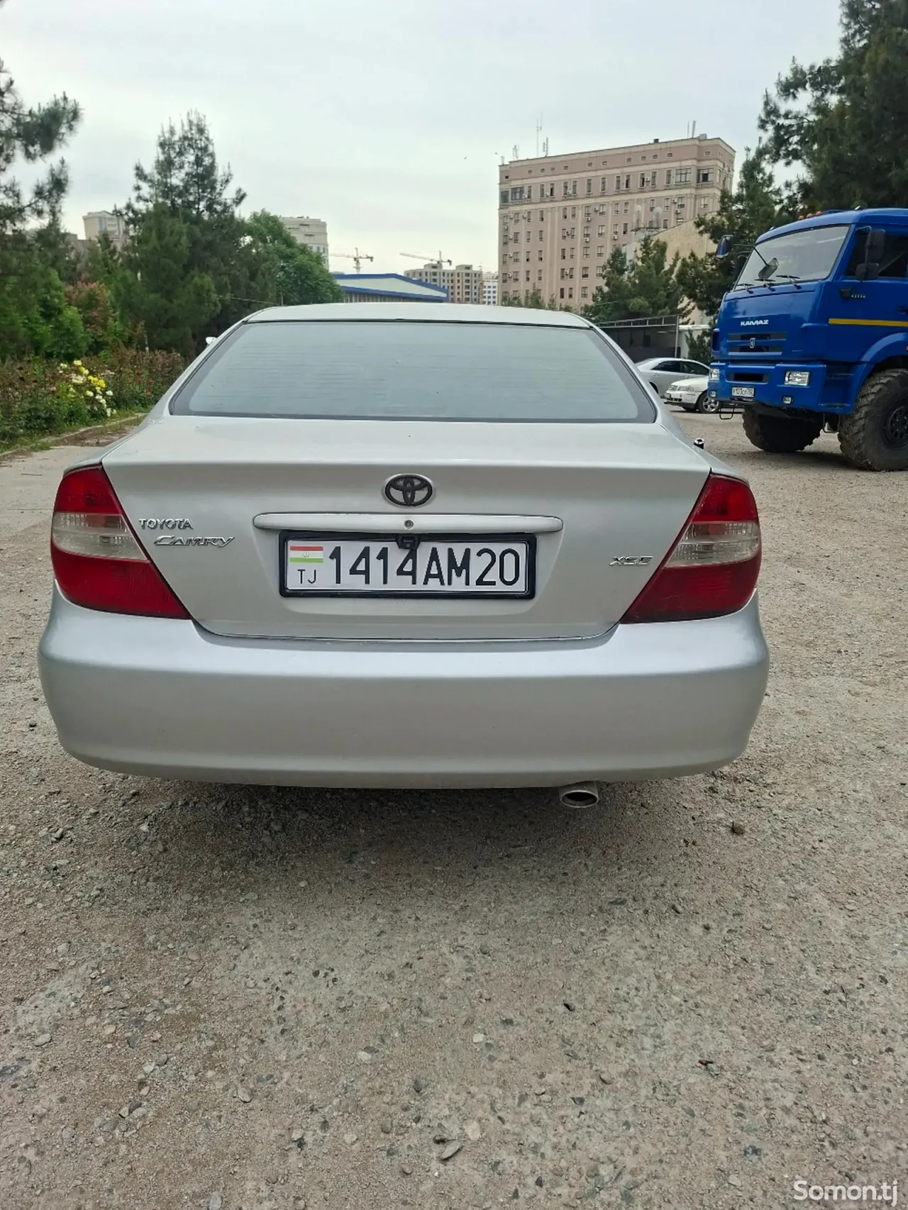 Toyota Camry 2004 · 2.4 MT