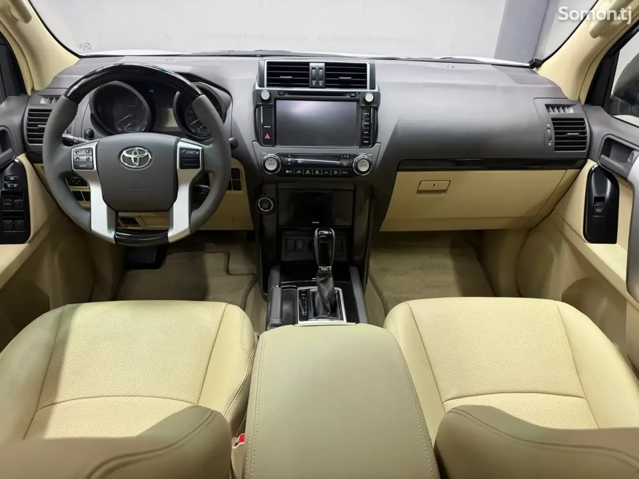 Toyota Land Cruiser Prado 2015 · 4.0 AT