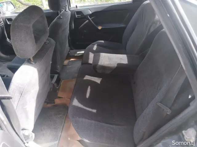 Opel Vectra A 1995 · 1.8 MT