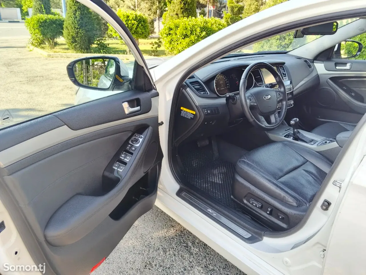 Kia K7 2014 · 2.4 AT