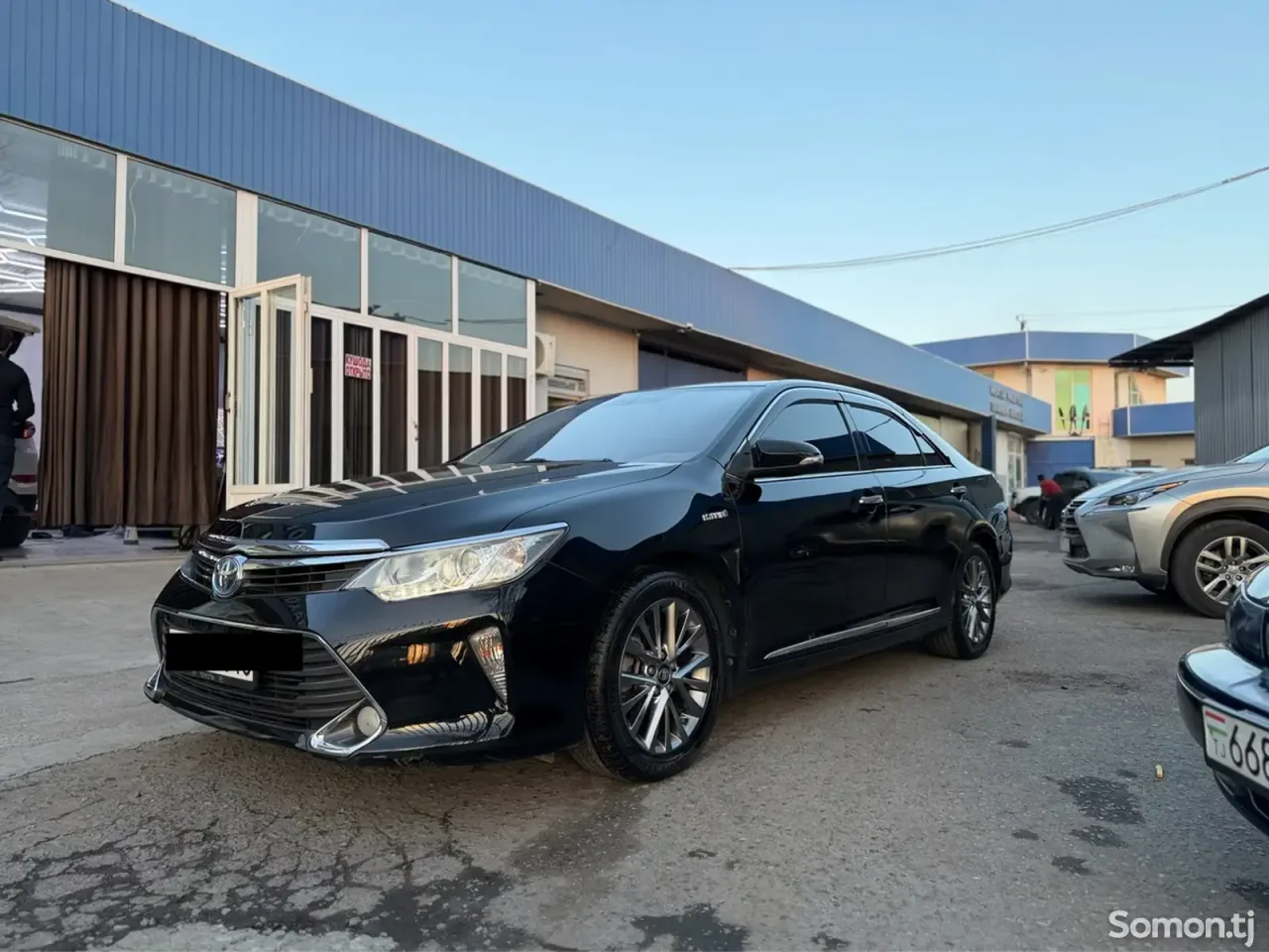 Toyota Camry 2015 · 2.5 AT